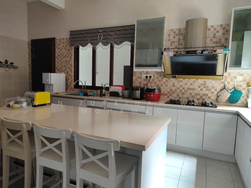 Semi-Detached House for Sale in Bukit Jelutong (Shah Alam) - Wan Zurainah Wan Mohamad - PropertyGuru.com.my