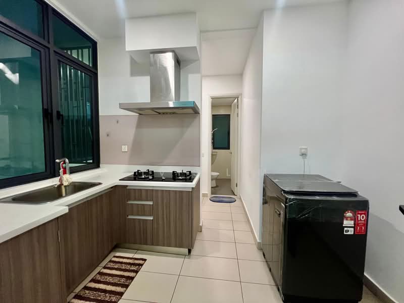 Kondominium untuk Disewa di The LIGHT COLLECTION I - Elvis Lim - Kitchen - PropertyGuru.com.my