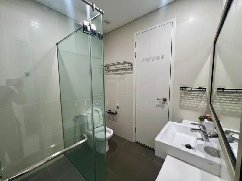 Kondominium untuk Disewa di The LIGHT COLLECTION I - Elvis Lim - Bathroom - PropertyGuru.com.my