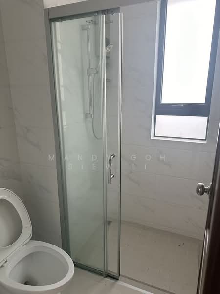 Pangsapuri untuk Dijual di Starview Bay @ Forest City - Mandy Goh Siew Li - Bathroom - PropertyGuru.com.my