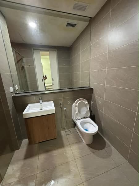 Kondominium untuk Disewa di Grand Medini - Lucas Lee - Bathroom - PropertyGuru.com.my