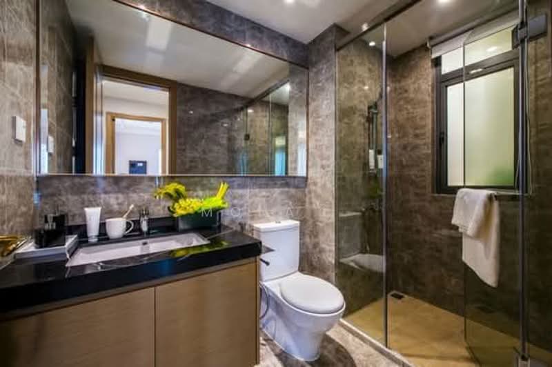 Kondominium untuk Dijual di R&F Princess Cove Phase 2-Seine Region - Mona . - Bathroom - PropertyGuru.com.my
