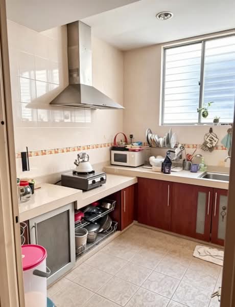 2-storey Terraced House for Sale in Kota Damansara (Selangor) - Victor Liew - Kitchen - PropertyGuru.com.my