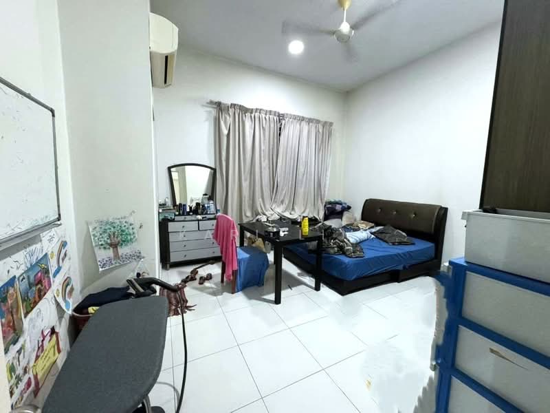 Rumah Teres 2 Tingkat untuk Dijual di Setia Eco Gardens (Gelang Patah) - Karl Lim - Bedroom - PropertyGuru.com.my