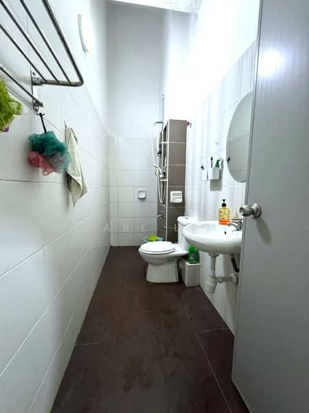 Rumah Teres 2 Tingkat untuk Dijual di Setia Eco Gardens (Gelang Patah) - Karl Lim - Bathroom - PropertyGuru.com.my