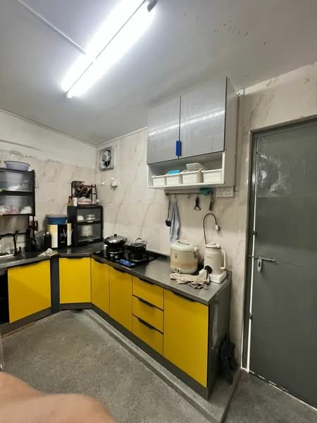 Rumah Teres 1 Tingkat untuk Dijual di Taman Johor Jaya (Johor Bahru) - Winson Tan - Kitchen - PropertyGuru.com.my