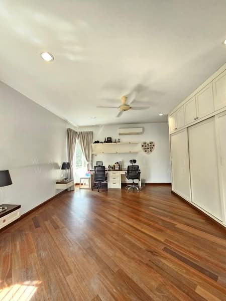 Bungalow for Sale in Bukit Jelutong (Shah Alam) - Wan Zurainah Wan Mohamad - PropertyGuru.com.my