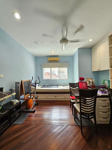 Bungalow for Sale in Bukit Jelutong (Shah Alam) - Wan Zurainah Wan Mohamad - PropertyGuru.com.my