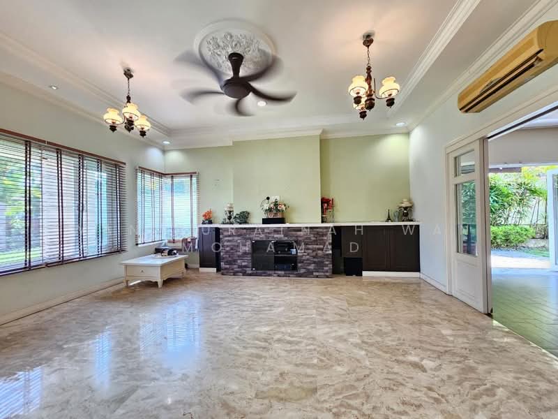 Bungalow for Sale in Bukit Jelutong (Shah Alam) - Wan Zurainah Wan Mohamad - PropertyGuru.com.my