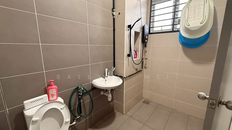 Terraced House for Sale in Kangkar Pulai (Skudai) - Sally Zi Wei - Bathroom - PropertyGuru.com.my