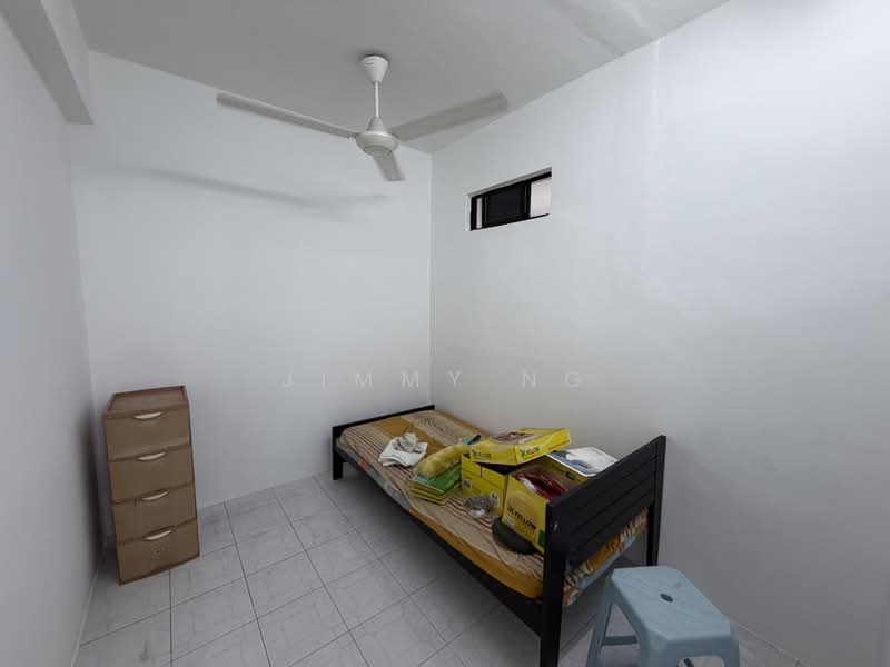 Rumah Teres 2 Tingkat untuk Dijual di Taman Seri Bahagia (Cheras) - Jimmy Ng - Bedroom - PropertyGuru.com.my