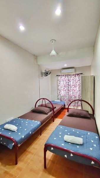 Rumah Teres 2-Tingkat untuk Dijual di U12, Taman Desa Alam (Shah Alam) - Natasha Shadan - Bedroom - PropertyGuru.com.my