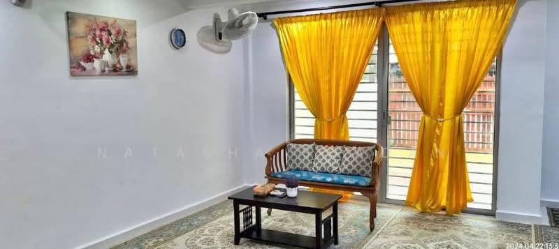 Rumah Teres 2-Tingkat untuk Dijual di U12, Taman Desa Alam (Shah Alam) - Natasha Shadan - Living Room - PropertyGuru.com.my