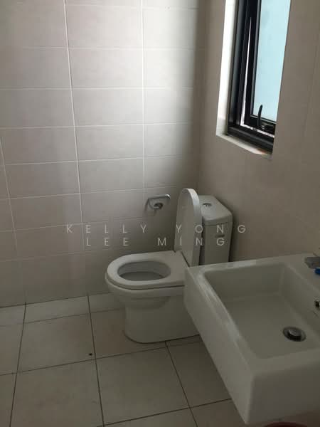 Condominium for Sale at i-Residence @ i-City - Kelly Yong Lee Ming - Bathroom - PropertyGuru.com.my