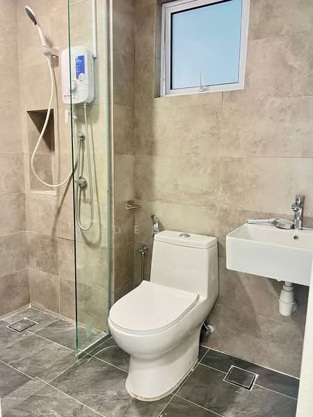 Servis Apartment untuk Disewa di Mesahill - Kayden Siah - Bathroom - PropertyGuru.com.my