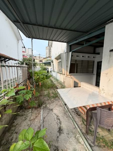 Rumah Berkembar untuk Dijual di Bangsar (Kuala Lumpur) - Jason Lim - Exterior - PropertyGuru.com.my