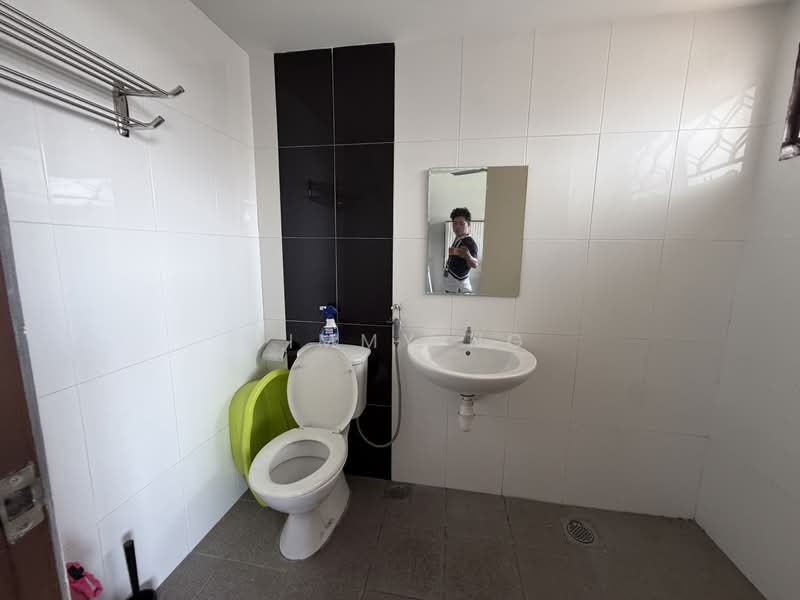2-storey Terraced House for Sale in Taman Seri Bahagia (Cheras) - Jimmy Ng - Bathroom - PropertyGuru.com.my