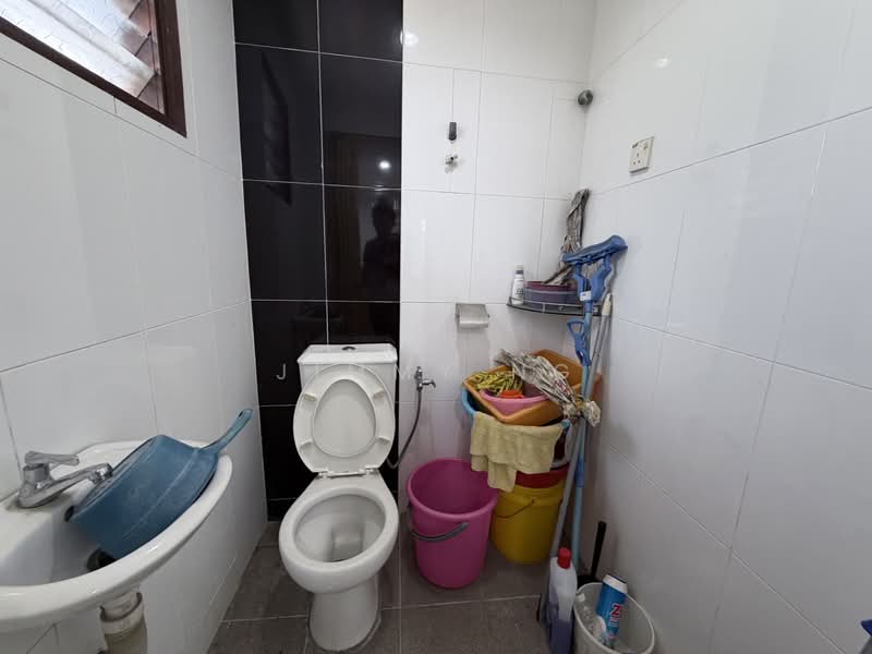 2-storey Terraced House for Sale in Taman Seri Bahagia (Cheras) - Jimmy Ng - Bathroom - PropertyGuru.com.my