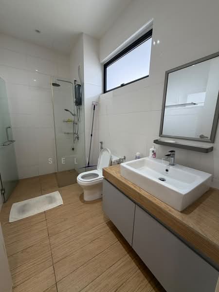 Kondominium untuk Disewa di The Parque Residences - Selina Lee - Bathroom - PropertyGuru.com.my