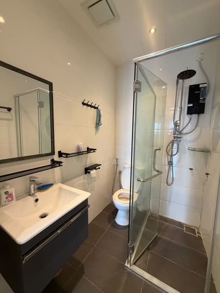 Kondominium untuk Disewa di The Parque Residences - Selina Lee - Bathroom - PropertyGuru.com.my