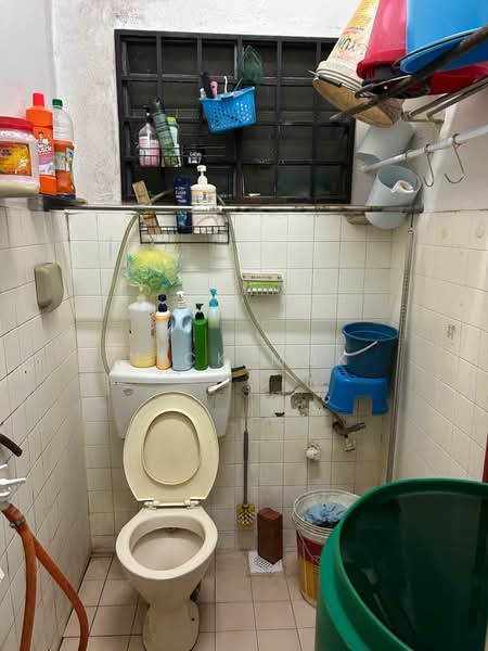 Rumah Bandar untuk Dijual di Ampang (Selangor) - Nick Mok - Bathroom - PropertyGuru.com.my