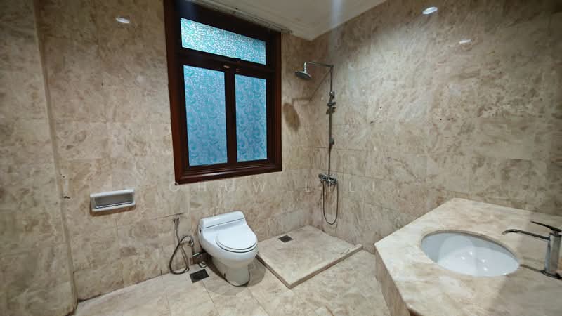 Rumah Banglo untuk Dijual di Taman Tun Dr Ismail (Kuala Lumpur) - Chow Lili - Bathroom - PropertyGuru.com.my