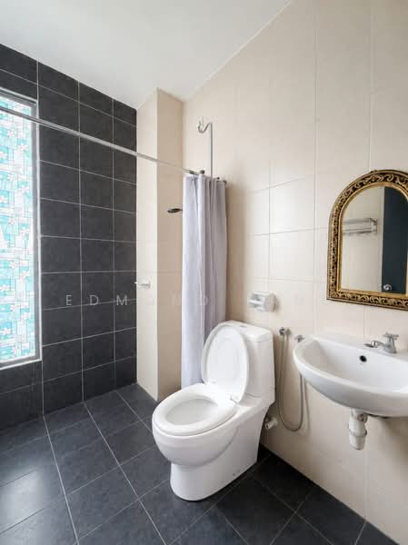 Rumah Kluster untuk Dijual di Taman Lagenda Putra (Kulai) - Edmond Tang - Bathroom - PropertyGuru.com.my