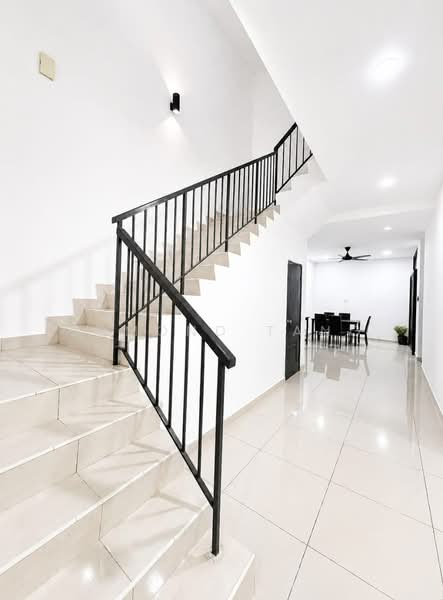 Rumah Kluster untuk Dijual di Taman Lagenda Putra (Kulai) - Edmond Tang - Corridor - PropertyGuru.com.my