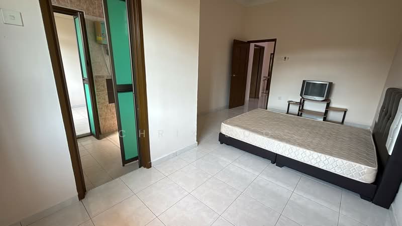 Rumah Teres 2 Tingkat untuk Disewa di Desa Melati (Nilai) - Chrix Soo - Bedroom - PropertyGuru.com.my