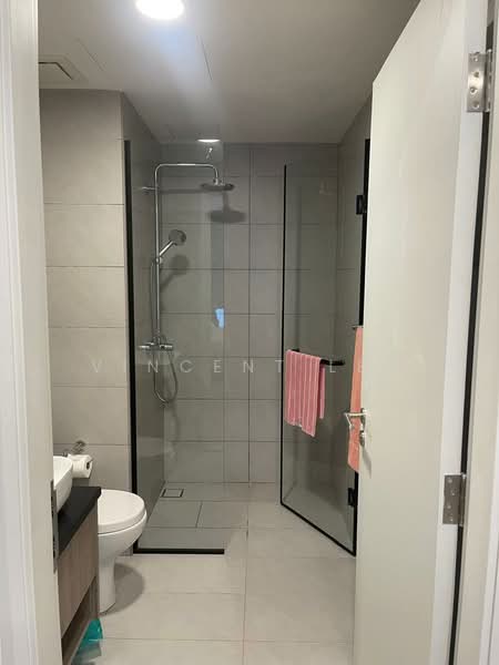 Servis Apartment untuk Disewa di The Atrium - Vincent Lee - Bathroom - PropertyGuru.com.my