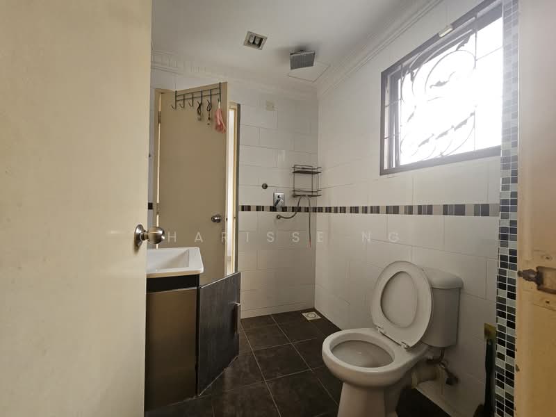 2-storey Terraced House for Sale in Taman Cheras Vista (Cheras) - Charisse Ng - Bathroom - PropertyGuru.com.my