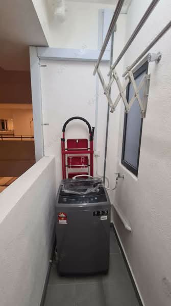Servis Apartment untuk Disewa di MKH Boulevard II - Katrina Lai - Balcony - PropertyGuru.com.my