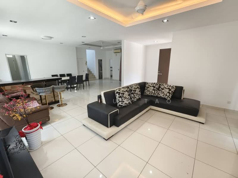 Semi-Detached House for Rent in Jemaluang (Johor) - Foo Jun Tao - Living Room - PropertyGuru.com.my