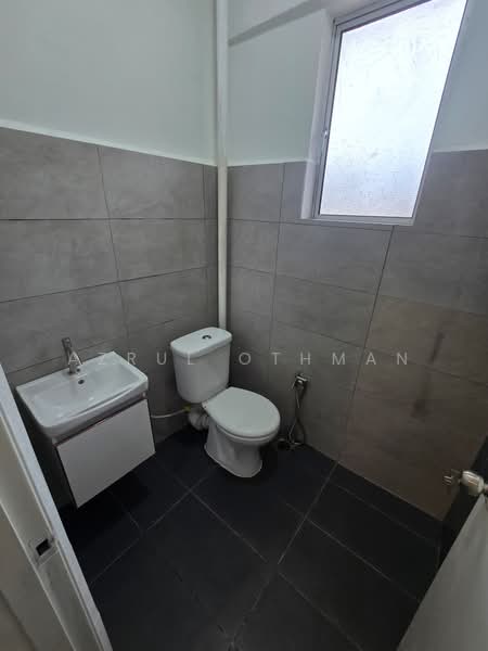 Rumah Teres 2 Tingkat untuk Dijual di Taman Bukit Emas (Seremban) - Azrul Othman - Bathroom - PropertyGuru.com.my