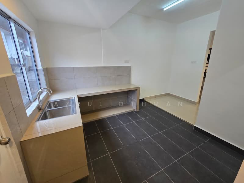 Rumah Teres 2 Tingkat untuk Dijual di Taman Bukit Emas (Seremban) - Azrul Othman - Kitchen - PropertyGuru.com.my