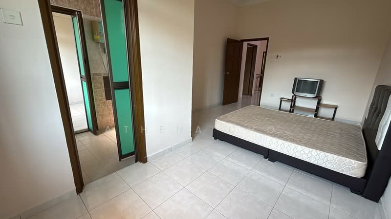 Rumah Teres 2 Tingkat untuk Disewa di Desa Melati (Nilai) - Athena Cho - Bedroom - PropertyGuru.com.my