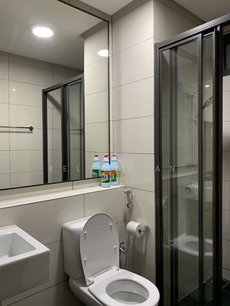 Service Residence for Rent at The Tamarind - Kelvin Tan - Bathroom - PropertyGuru.com.my