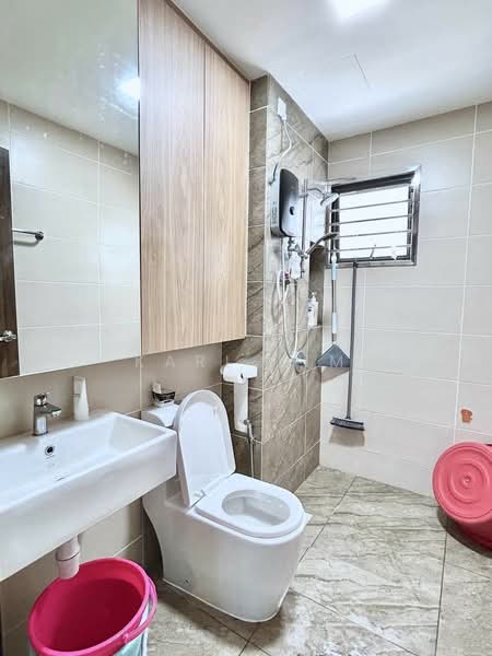 Servis Apartment untuk Dijual di Veranda Residence - Karl Lim - Bathroom - PropertyGuru.com.my