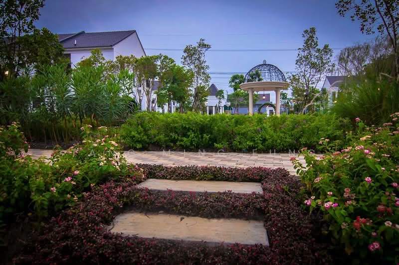 Rumah Teres 2 Tingkat untuk Dijual di Dengkil (Selangor) - Tang Ming Fung - Exterior - PropertyGuru.com.my