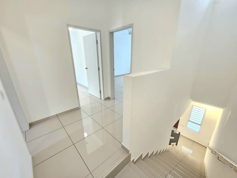 2-storey Terraced House for Sale in Kota Kemuning (Shah Alam) - Amsyar Jamil - Interior - PropertyGuru.com.my