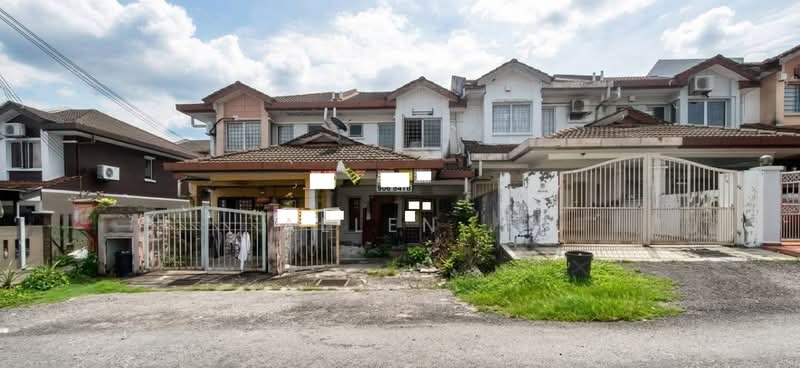 2-storey Terraced House for Sale in Taman Puncak Jalil (Seri Kembangan) - Allen . - Exterior - PropertyGuru.com.my