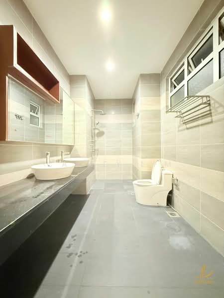 Link Bungalow for Rent in Setia Alam (Selangor) - Cassey Lim - Bathroom - PropertyGuru.com.my