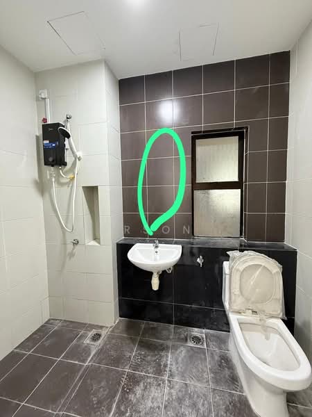 Servis Apartment untuk Dijual di Palazio - Carson . - Bathroom - PropertyGuru.com.my