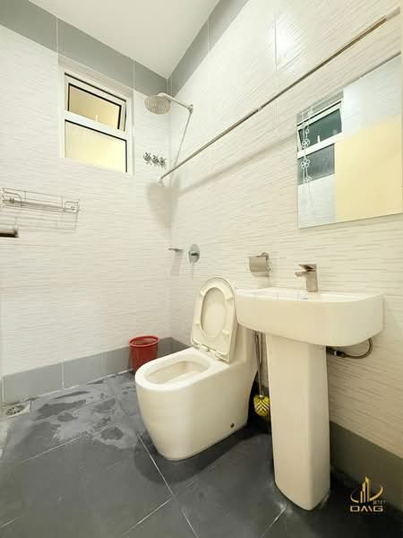 Link Bungalow for Sale in Setia Alam (Selangor) - Cassey Lim - Bathroom - PropertyGuru.com.my