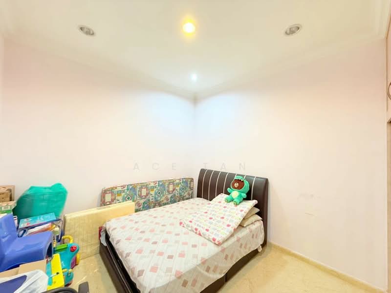2-storey Terraced House for Sale in Taman Sutera Utama (Skudai) - Ace Tan - Bedroom - PropertyGuru.com.my