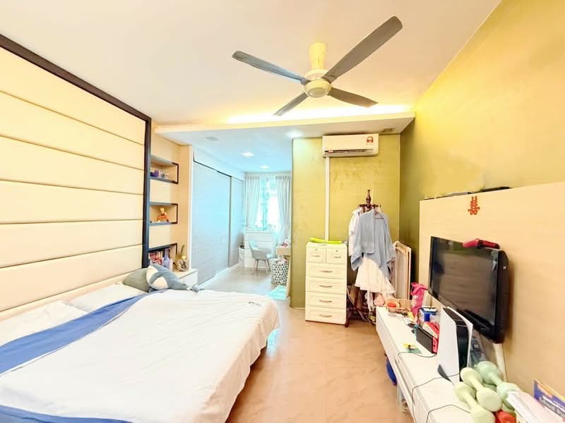 2-storey Terraced House for Sale in Taman Sutera Utama (Skudai) - Ace Tan - Bedroom - PropertyGuru.com.my