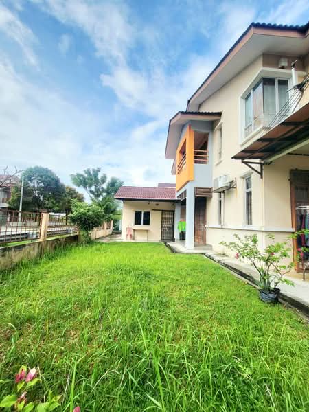 2-storey Terraced House for Sale in Sungai Buloh (Selangor) - Syima Ahmad - Side Land - PropertyGuru.com.my