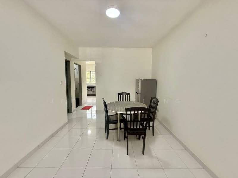 Rumah Bandar untuk Disewa di Bandar Indahpura (Kulai) - Jeffrey Kiong - Dining Room - PropertyGuru.com.my