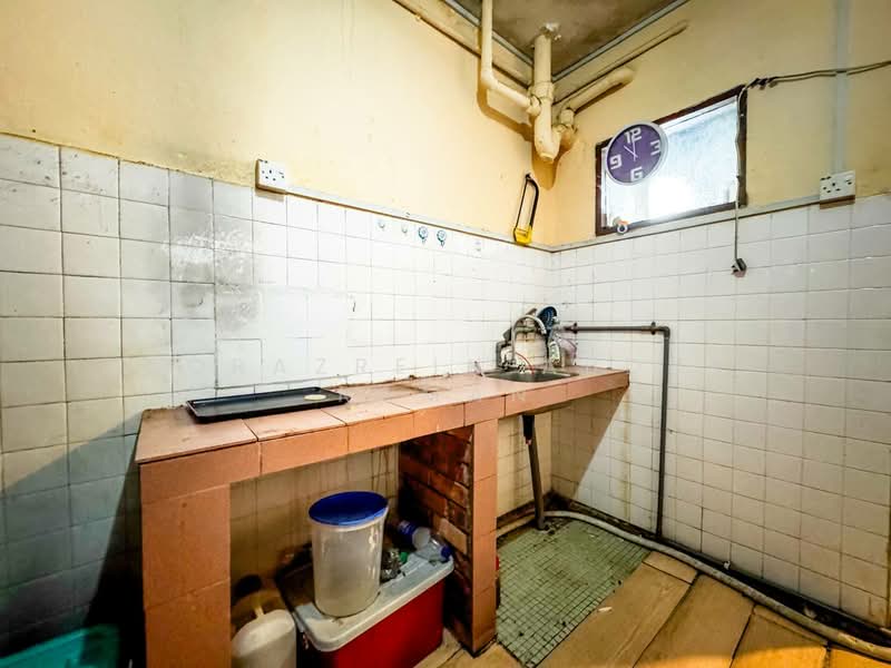 Rumah Flat untuk Dijual di PKNS Seksyen 24 - Norazrein Abdul Raman - Kitchen - PropertyGuru.com.my