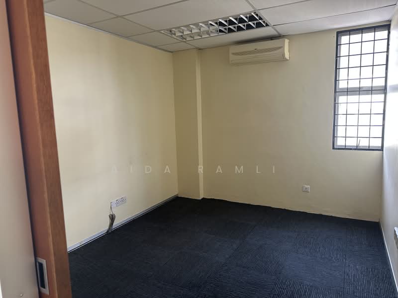 Shop for Rent in Bukit Jelutong (Shah Alam) - Aida Ramli - PropertyGuru.com.my